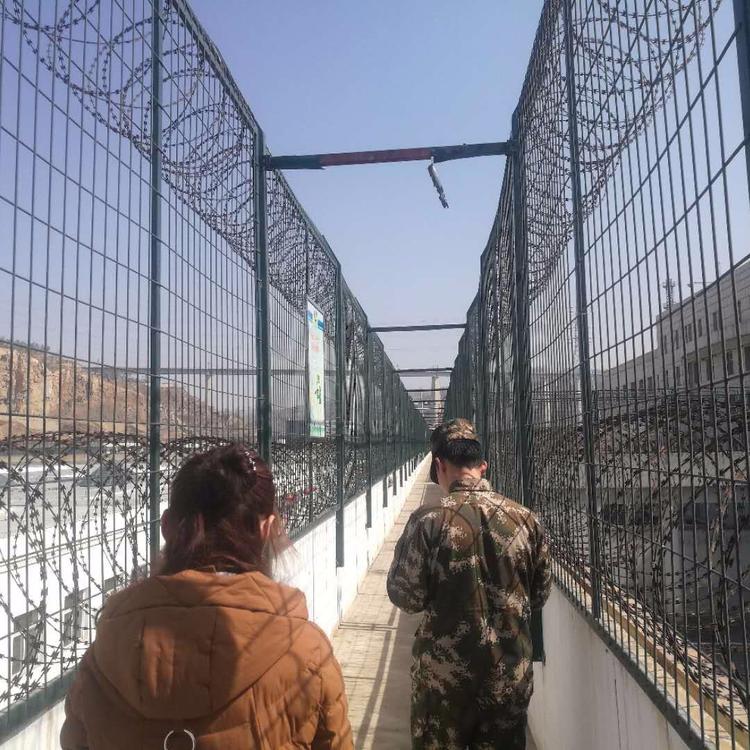 廣東?監(jiān)獄、看守所巡邏道鋼網(wǎng)墻具有監(jiān)視、威懾作用