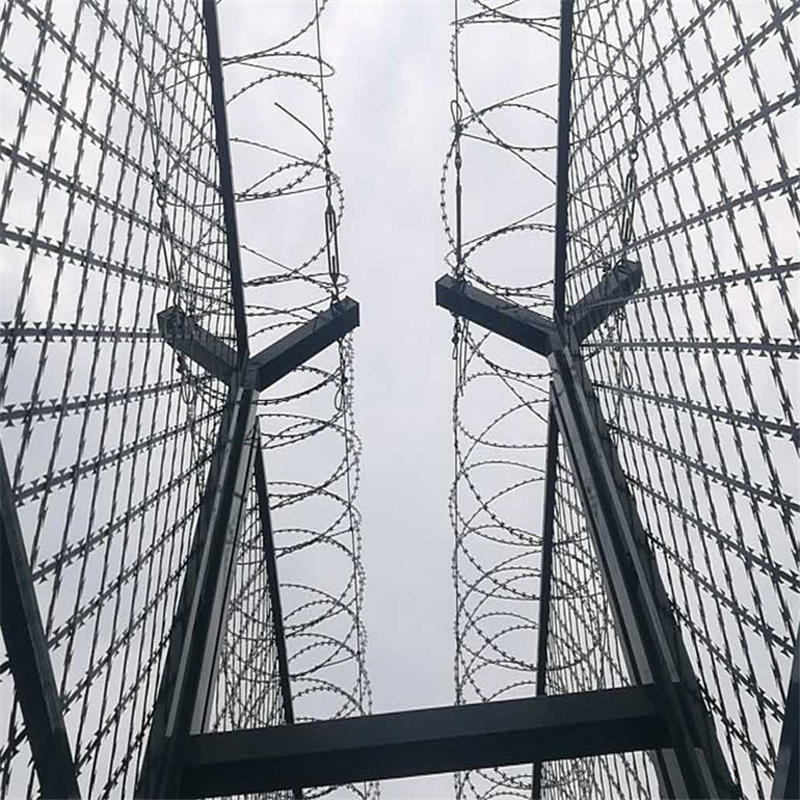 武漢看守所、拘留所需要安裝防攀爬金屬隔離網(wǎng)警戒隔離網(wǎng)